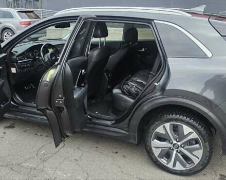 Киа Niro 2021 в Киеве на Automoto.ua Серый Киа Niro, объемом двигателя 0 л и пробегом 195 тыс. км за 16800 $, фото 36 на Automoto.ua