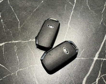 Серый Киа Niro, объемом двигателя 0 л и пробегом 86 тыс. км за 23400 $, фото 96 на Automoto.ua