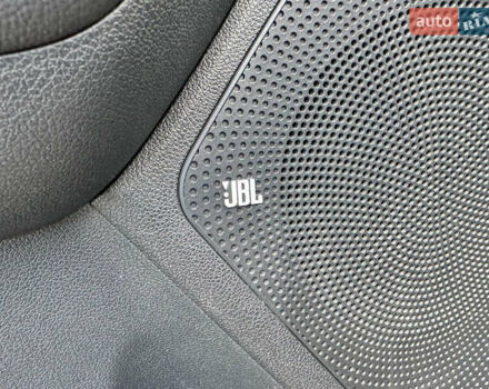 Сірий Кіа Niro, об'ємом двигуна 0 л та пробігом 138 тис. км за 19900 $, фото 11 на Automoto.ua
