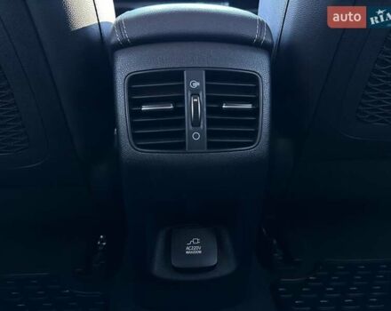 Сірий Кіа Niro, об'ємом двигуна 0 л та пробігом 100 тис. км за 21900 $, фото 74 на Automoto.ua