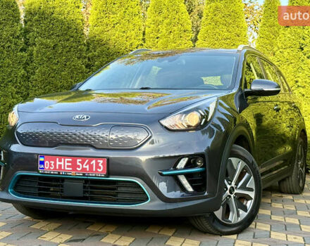 Киа Niro 2021 в Самборе на Automoto.ua Серый Киа Niro, объемом двигателя 0 л и пробегом 107 тыс. км за 19500 $, фото 3 на Automoto.ua