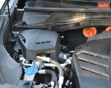 Серый Киа Niro, объемом двигателя 0 л и пробегом 47 тыс. км за 23890 $, фото 8 на Automoto.ua