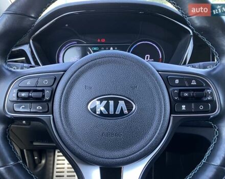 Серый Киа Niro, объемом двигателя 0 л и пробегом 67 тыс. км за 23400 $, фото 38 на Automoto.ua