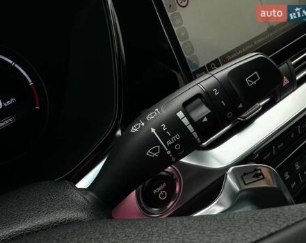 Серый Киа Niro, объемом двигателя 0 л и пробегом 62 тыс. км за 23600 $, фото 48 на Automoto.ua