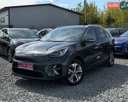 Серый Киа Niro, объемом двигателя 0 л и пробегом 62 тыс. км за 22450 $, фото 2 на Automoto.ua