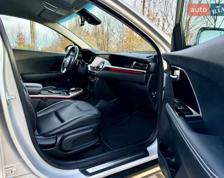 Киа Niro 2021 в Бердичеве на Automoto.ua Серый Киа Niro, объемом двигателя 0 л и пробегом 70 тыс. км за 21350 $, фото 74 на Automoto.ua