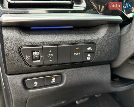 Сірий Кіа Niro, об'ємом двигуна 0 л та пробігом 149 тис. км за 17350 $, фото 42 на Automoto.ua