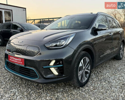 Серый Киа Niro, объемом двигателя 0 л и пробегом 82 тыс. км за 22900 $, фото 14 на Automoto.ua