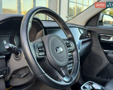 Серый Киа Niro, объемом двигателя 0 л и пробегом 139 тыс. км за 17999 $, фото 31 на Automoto.ua