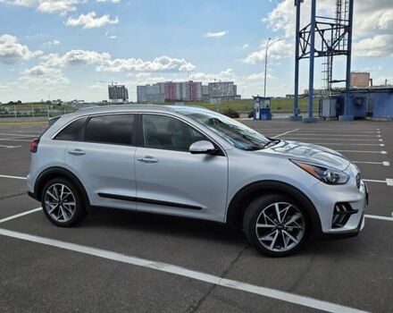 Серый Киа Niro, объемом двигателя 1.58 л и пробегом 55 тыс. км за 23500 $, фото 8 на Automoto.ua