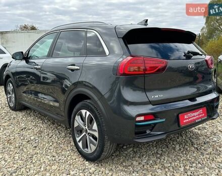 Серый Киа Niro, объемом двигателя 0 л и пробегом 62 тыс. км за 23600 $, фото 23 на Automoto.ua
