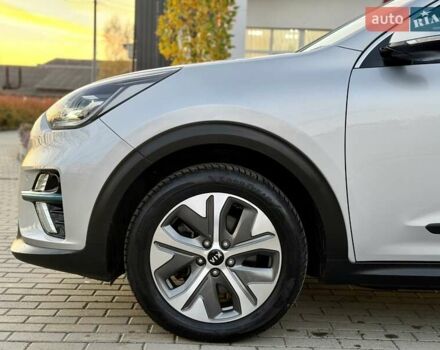 Киа Niro 2021 в Бердичеве на Automoto.ua Серый Киа Niro, объемом двигателя 0 л и пробегом 70 тыс. км за 21350 $, фото 36 на Automoto.ua
