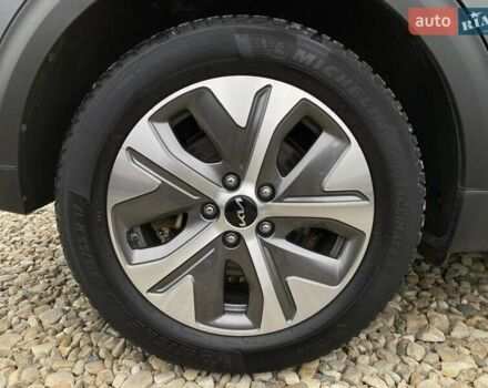 Серый Киа Niro, объемом двигателя 0 л и пробегом 86 тыс. км за 24400 $, фото 28 на Automoto.ua