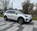 Сірий Кіа Niro, об'ємом двигуна 2 л та пробігом 101 тис. км за 19300 $, фото 1 на Automoto.ua