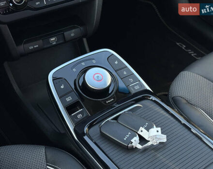 Киа Niro 2021 в Львове на Automoto.ua Серый Киа Niro, объемом двигателя 0 л и пробегом 55 тыс. км за 22400 $, фото 14 на Automoto.ua