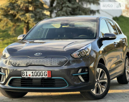 Сірий Кіа Niro, об'ємом двигуна 0 л та пробігом 54 тис. км за 18300 $, фото 7 на Automoto.ua