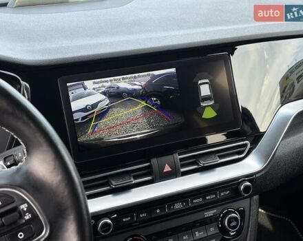 Серый Киа Niro, объемом двигателя 0 л и пробегом 67 тыс. км за 22400 $, фото 4 на Automoto.ua