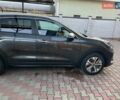 Серый Киа Niro, объемом двигателя 0 л и пробегом 106 тыс. км за 21700 $, фото 5 на Automoto.ua