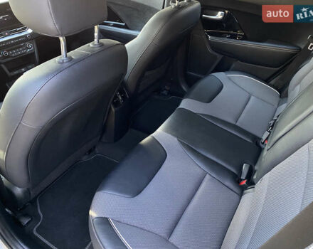 Серый Киа Niro, объемом двигателя 0 л и пробегом 59 тыс. км за 21299 $, фото 42 на Automoto.ua