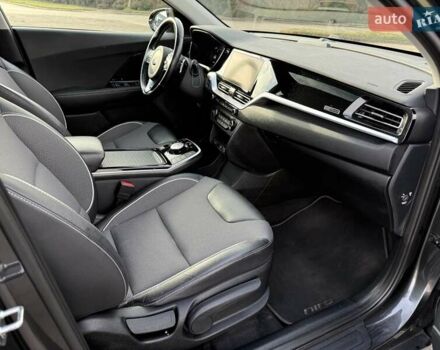 Сірий Кіа Niro, об'ємом двигуна 0 л та пробігом 88 тис. км за 21700 $, фото 33 на Automoto.ua