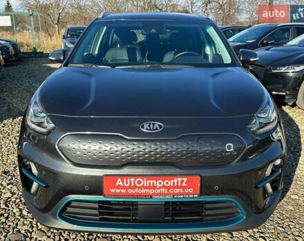 Серый Киа Niro, объемом двигателя 0 л и пробегом 54 тыс. км за 23900 $, фото 27 на Automoto.ua
