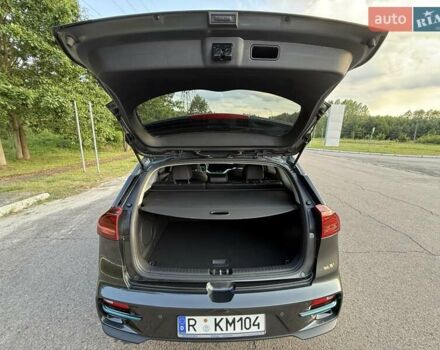 Серый Киа Niro, объемом двигателя 0 л и пробегом 57 тыс. км за 23499 $, фото 51 на Automoto.ua