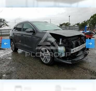 Сірий Кіа Niro, об'ємом двигуна 0 л та пробігом 171 тис. км за 21500 $, фото 17 на Automoto.ua