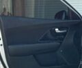 Серый Киа Niro, объемом двигателя 0 л и пробегом 32 тыс. км за 23500 $, фото 24 на Automoto.ua