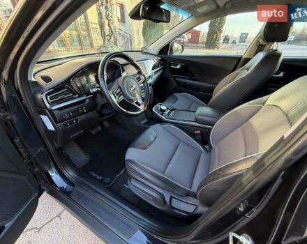 Серый Киа Niro, объемом двигателя 0 л и пробегом 157 тыс. км за 18350 $, фото 28 на Automoto.ua