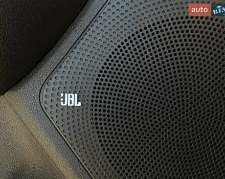 Сірий Кіа Niro, об'ємом двигуна 0 л та пробігом 37 тис. км за 23600 $, фото 4 на Automoto.ua