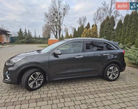 Серый Киа Niro, объемом двигателя 0 л и пробегом 79 тыс. км за 20450 $, фото 6 на Automoto.ua