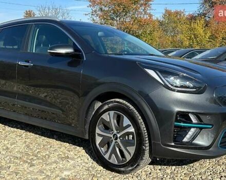 Сірий Кіа Niro, об'ємом двигуна 0 л та пробігом 37 тис. км за 23600 $, фото 26 на Automoto.ua