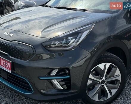 Серый Киа Niro, объемом двигателя 0 л и пробегом 62 тыс. км за 22450 $, фото 5 на Automoto.ua