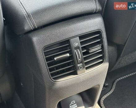 Серый Киа Niro, объемом двигателя 0 л и пробегом 62 тыс. км за 22450 $, фото 20 на Automoto.ua