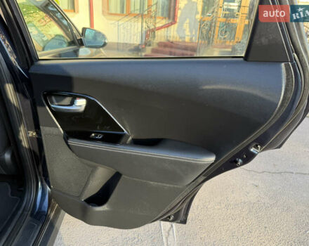 Серый Киа Niro, объемом двигателя 0 л и пробегом 157 тыс. км за 18350 $, фото 47 на Automoto.ua