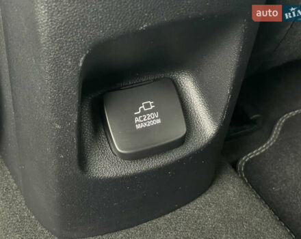 Сірий Кіа Niro, об'ємом двигуна 0 л та пробігом 52 тис. км за 22999 $, фото 32 на Automoto.ua