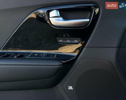 Серый Киа Niro, объемом двигателя 0 л и пробегом 54 тыс. км за 23900 $, фото 37 на Automoto.ua