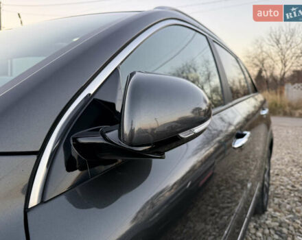 Серый Киа Niro, объемом двигателя 0 л и пробегом 82 тыс. км за 22900 $, фото 26 на Automoto.ua