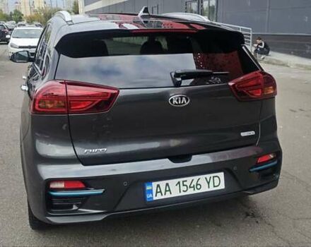 Киа Niro 2021 в Киеве на Automoto.ua Серый Киа Niro, объемом двигателя 0 л и пробегом 195 тыс. км за 16800 $, фото 58 на Automoto.ua