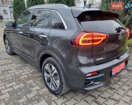 Серый Киа Niro, объемом двигателя 0 л и пробегом 42 тыс. км за 22850 $, фото 10 на Automoto.ua
