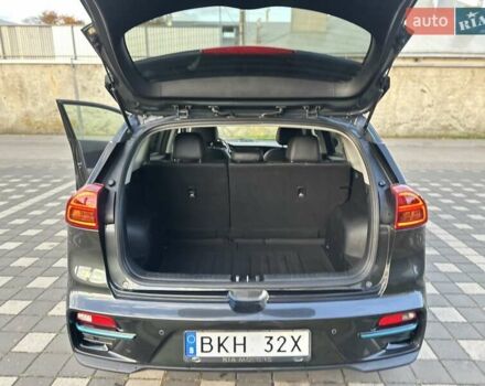 Сірий Кіа Niro, об'ємом двигуна 0 л та пробігом 105 тис. км за 19950 $, фото 22 на Automoto.ua