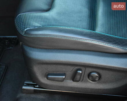 Сірий Кіа Niro, об'ємом двигуна 0 л та пробігом 99 тис. км за 22880 $, фото 23 на Automoto.ua