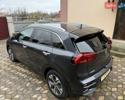 Сірий Кіа Niro, об'ємом двигуна 0 л та пробігом 50 тис. км за 22300 $, фото 13 на Automoto.ua