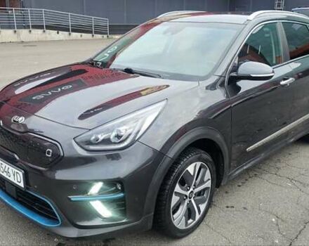 Киа Niro 2021 в Киеве на Automoto.ua Серый Киа Niro, объемом двигателя 0 л и пробегом 195 тыс. км за 16800 $, фото 31 на Automoto.ua