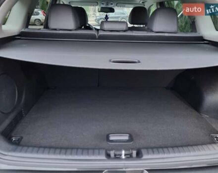 Серый Киа Niro, объемом двигателя 0 л и пробегом 42 тыс. км за 22850 $, фото 13 на Automoto.ua
