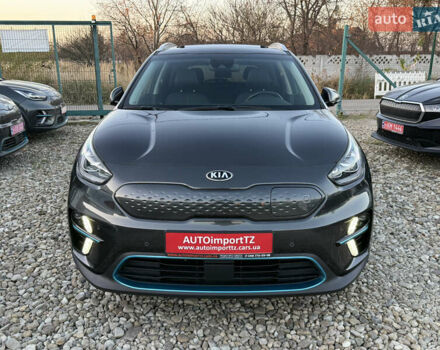 Серый Киа Niro, объемом двигателя 0 л и пробегом 82 тыс. км за 22900 $, фото 25 на Automoto.ua