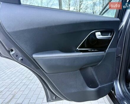 Киа Niro 2021 в Бердичеве на Automoto.ua Серый Киа Niro, объемом двигателя 0 л и пробегом 82 тыс. км за 19250 $, фото 94 на Automoto.ua