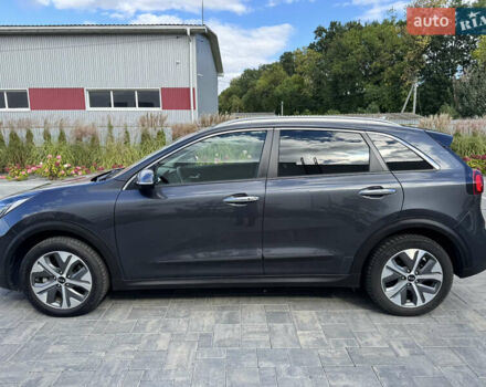 Сірий Кіа Niro, об'ємом двигуна 0 л та пробігом 138 тис. км за 19900 $, фото 1 на Automoto.ua