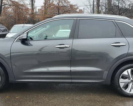 Сірий Кіа Niro, об'ємом двигуна 0 л та пробігом 106 тис. км за 20950 $, фото 2 на Automoto.ua