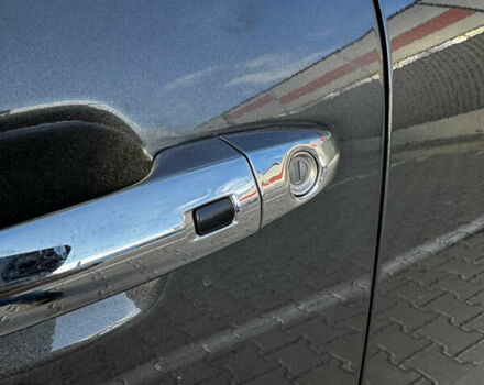 Серый Киа Niro, объемом двигателя 0 л и пробегом 86 тыс. км за 23400 $, фото 19 на Automoto.ua